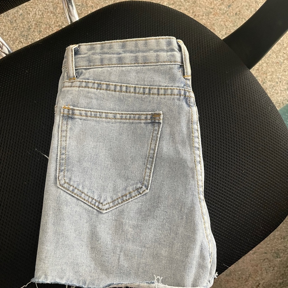 Long Rhinestone shorts - Picture 2 of 2